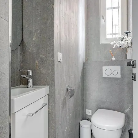 Apartment 1er Arrondissement Luxueuse